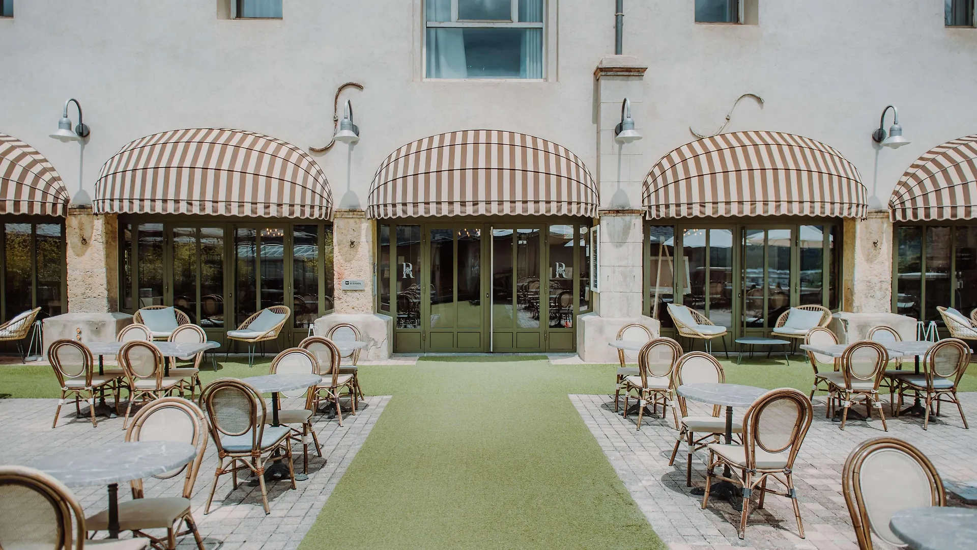 Hotel La Robeyere; BW Signature Collection Embrun