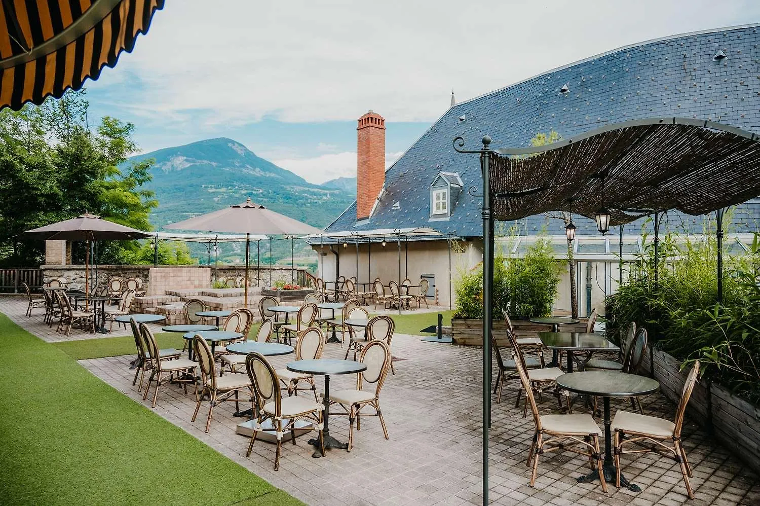 Hotel La Robeyere; BW Signature Collection Embrun