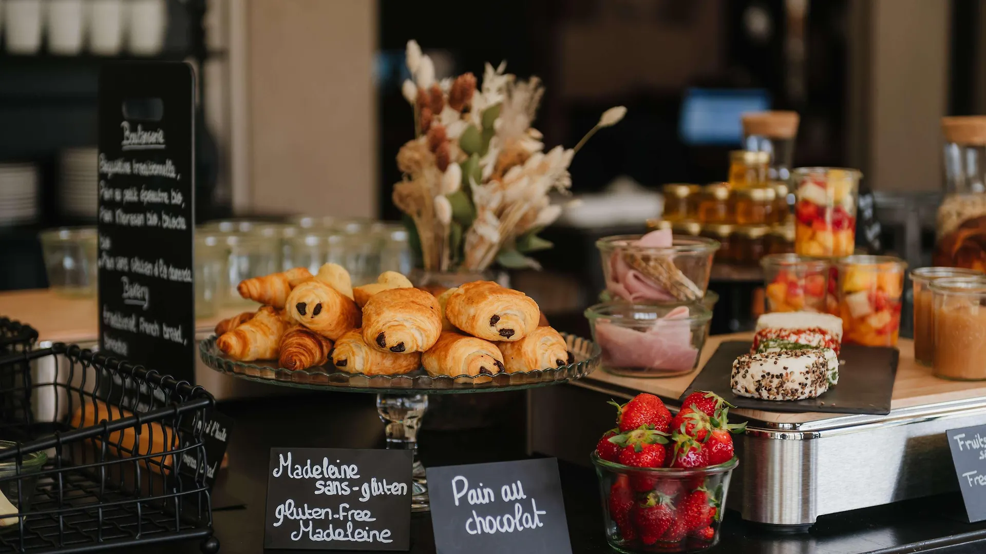 Hotel La Robeyere; BW Signature Collection Embrun France